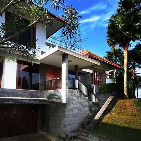Kencana Villa Dago Bandung Luaran gambar